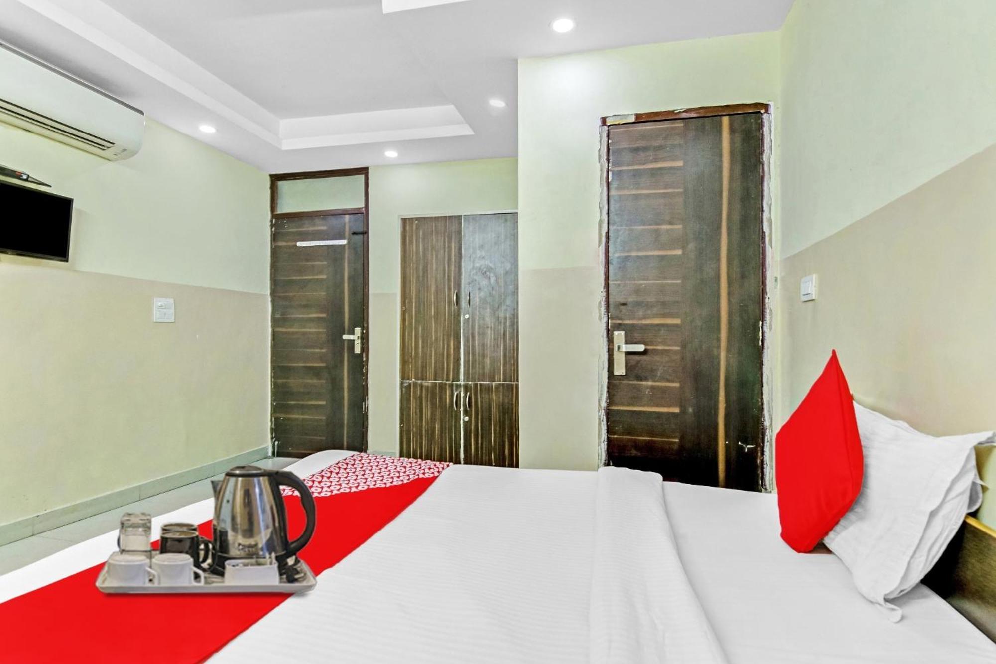 Super Hotel O Royal Green 新德里 外观 照片