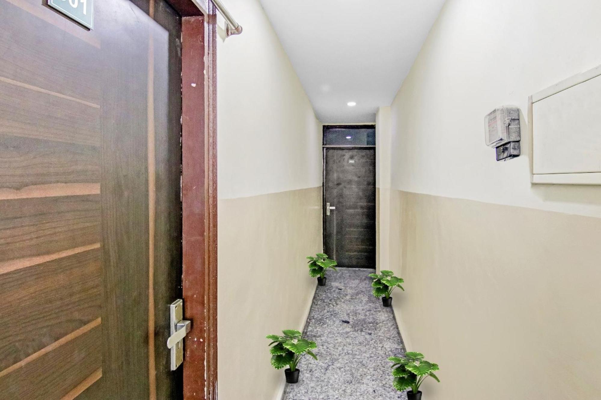 Super Hotel O Royal Green 新德里 外观 照片